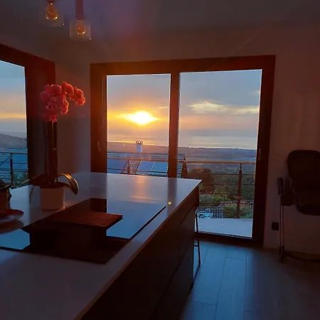 Villa Neuve Vue Exceptionnelle Sur Le *